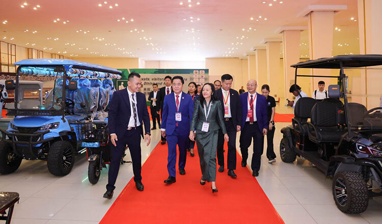 /2026/06/cambodiachina-trade-fair-boosts-economic-links-52000-636086.htm